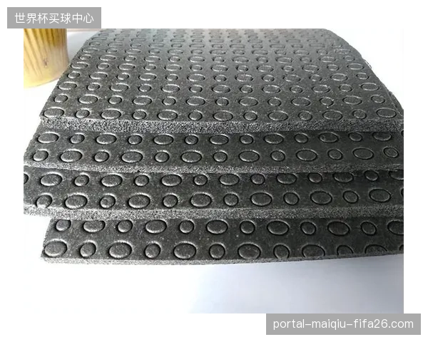 硅胶减震垫装配缩减至两分钟以内，极大拉动流水线日均产出